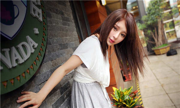 永平想找一个女性生孩子给报酬-｛找个女人生孩子多少钱｝